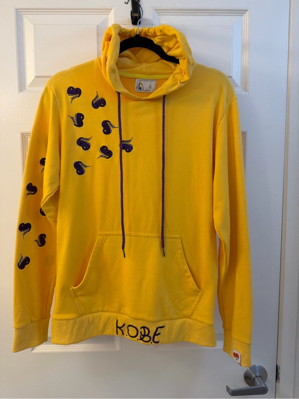 IBIS Kobe Bryant Tribute Heart on Sleeve Hoodie Yellow Purple 24 Heart Rare Unix